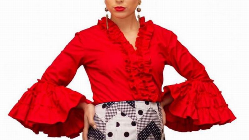 Blusas flamencas rojas elegancia y estilo Flamenco Spain